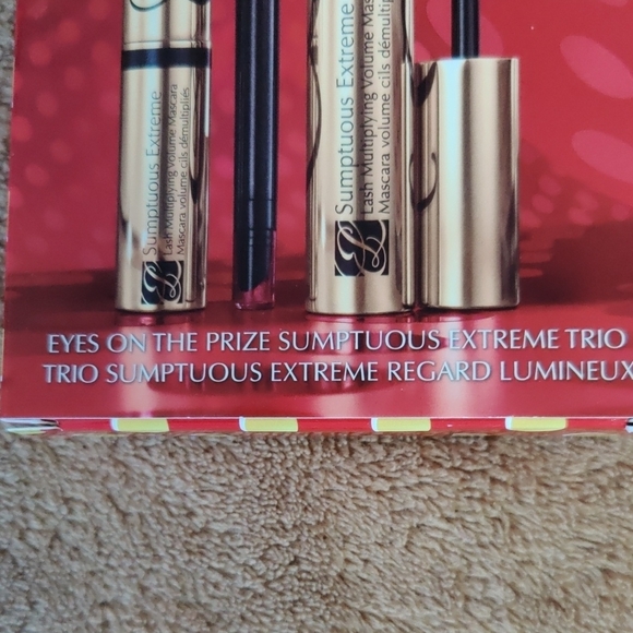 Estee Lauder Sumptuous Extreme Trio - Black and Gold - Picture 3 of 6
